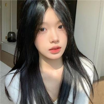 《沉睡的巨人》封面