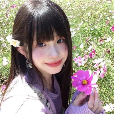 《给小酒馆女子喝高杯酒》封面